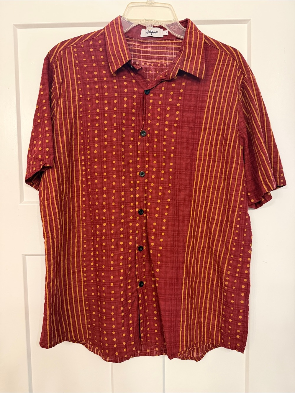 Voyageur Men's Short Sleeve Button-Down Shirt in Rust and Mustard